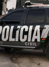 Polícia Civil prende homem por cometer homicídio e forjar suicídio da companheira