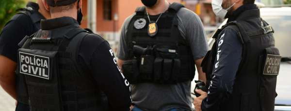 Forças de Segurança prendem sete suspeitos de participar de homicídio de  mulher em Ubajara - Polícia Civil