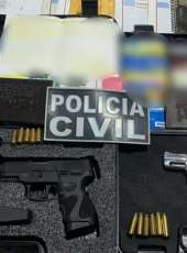 Polícia Civil apreende três armas de fogo e munições em Aurora