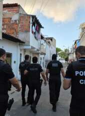 Três pessoas são presas em Sobral suspeitas de integrar grupo criminoso