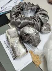 PCCE prende homem em posse de quase 1 kg de drogas na Barra do Ceará