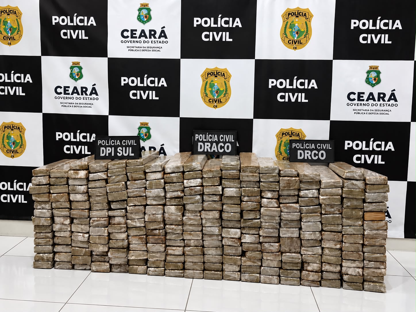 Homem é preso em flagrante pela Polícia Civil com mais de 200 kg de drogas em Penaforte